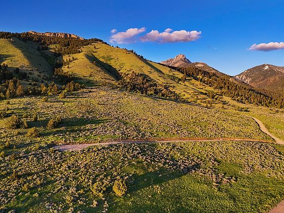 2nd image of Springhill Vistas Ranch At Four Bar Ranches