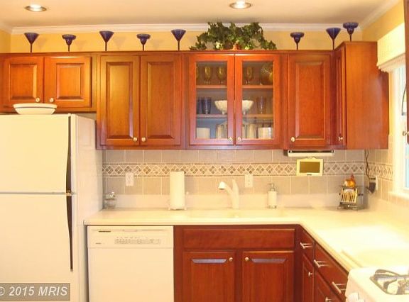 4th image of 13645 Greenwood Dr