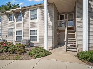 10 Sugarwood Ct #3, Saint Peters, MO 63376