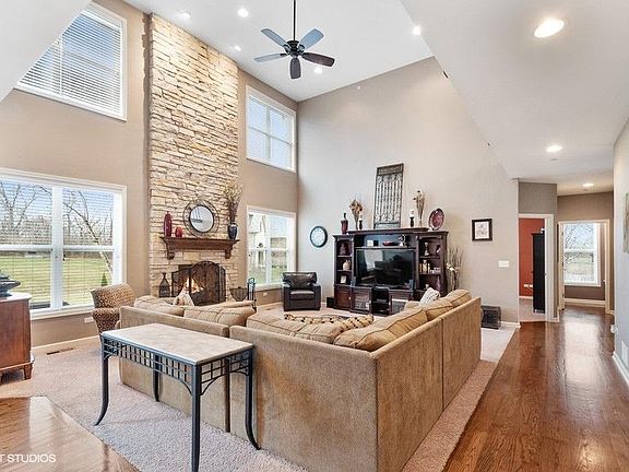 4th image of 19771 W Stone Pond Ln