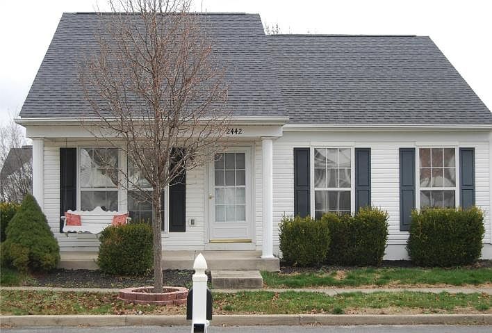 1st image of 2442 Delowe St