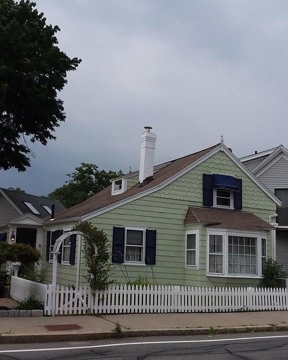 1st image of 142 Lothrop St