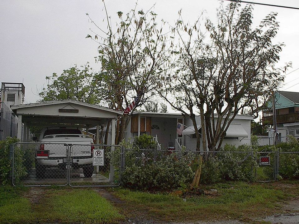 2nd image of 421 Avenue B