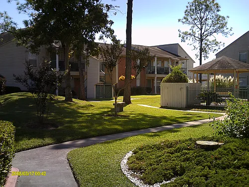 Silver Maples Apartments Photo 1