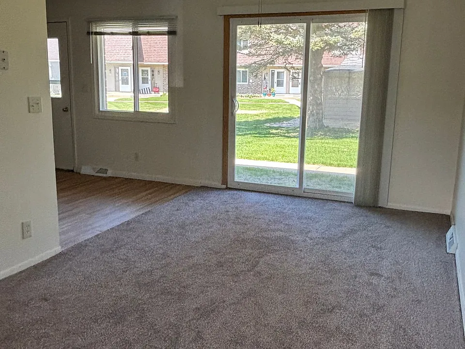 140 W Falls Rd