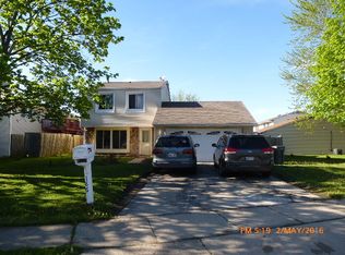 186 Highbury Dr, Elgin, IL 60120