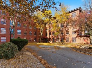 335 Cypress St APT 2P, Manchester, NH 03103
