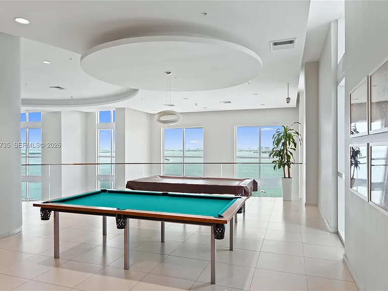1900 N Bayshore Dr #715 — Photo 33