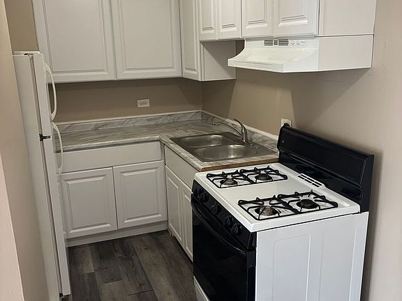 2nd image of 12500 S Lincoln St APT 12