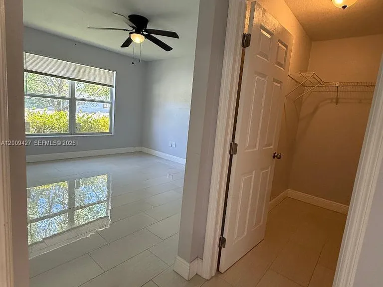 2713 NW 6th St — Photo 12