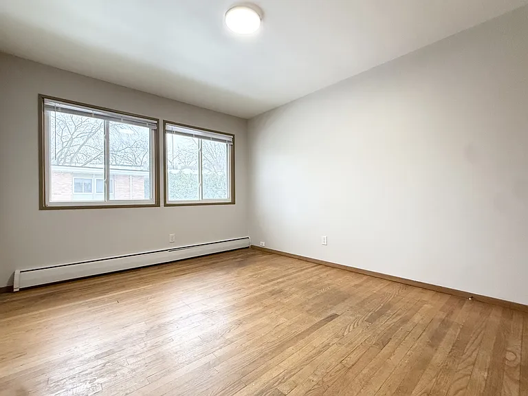 2080 Allen Blvd #21 — Photo 3