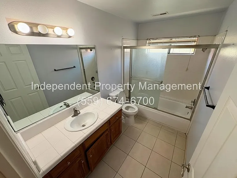 120 Prince Ln — Photo 10