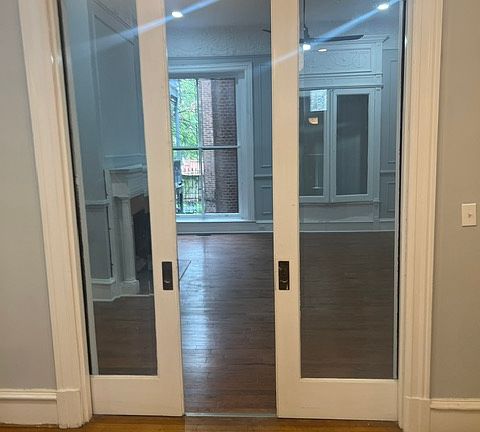 3rd image of 2406 Eutaw Pl