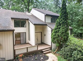 1060 Windsor Rd, Red Lion, PA 17356