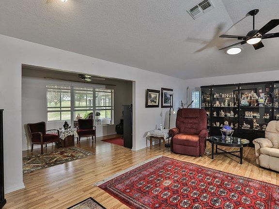 4th image of 2107 Grantham Greens Dr