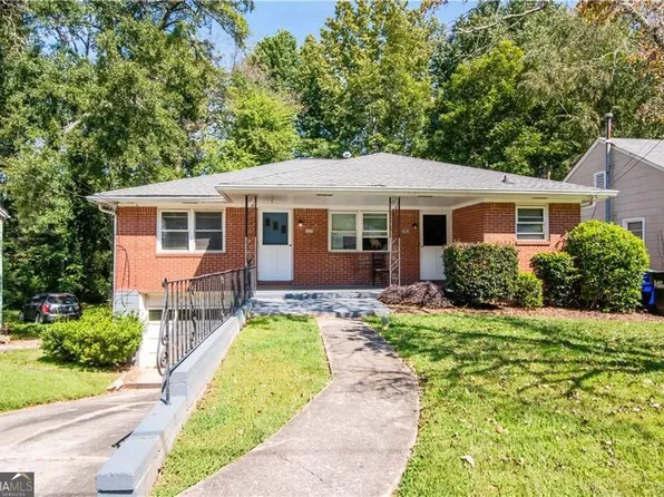 1313 Clermont Ave, East Pt, GA 30344