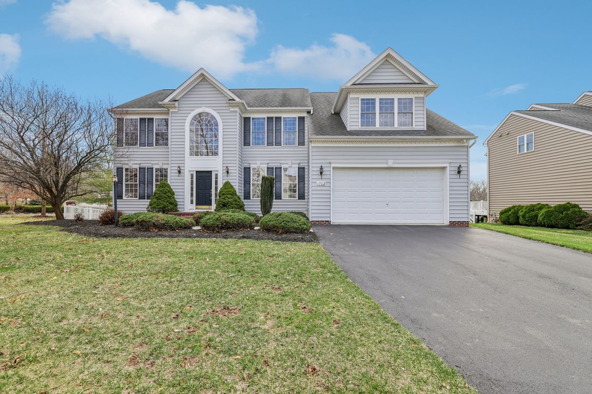 Fieldbrook Ln-S2003-001.jpg