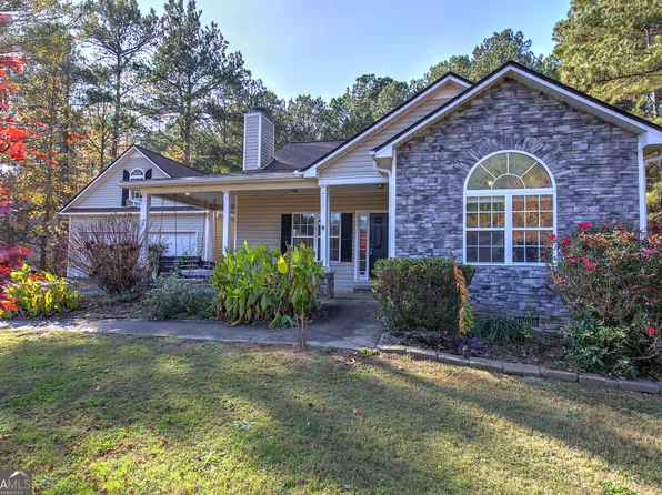 92 Greatwood Dr, White, GA 30184