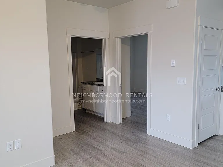 4100 S 25th St — Photo 11
