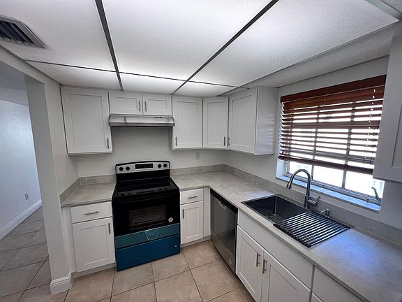 3rd image of 8550 SW 109th Ave #5212