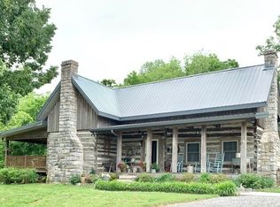 401 Hannah Gap Rd, Petersburg, TN 37144