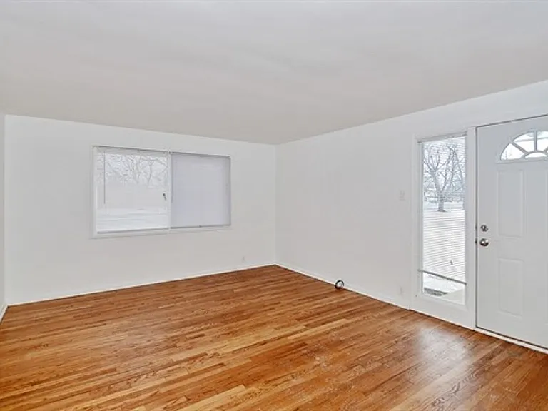 Oakwood Townhomes — Photo 18