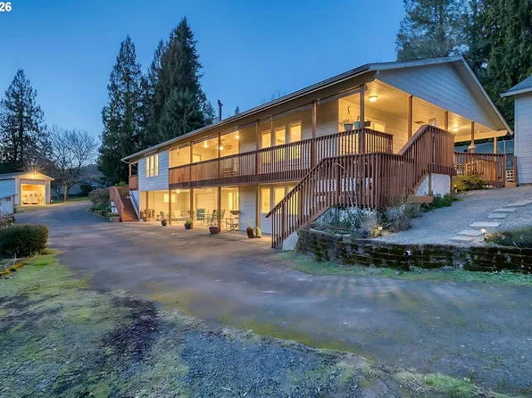 32809 Boomer Loop, Scappoose, OR 97056