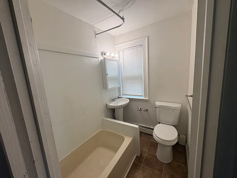 231 Charles St — Photo 9