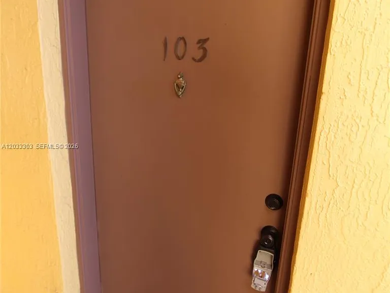 656 NW 114th Ave #103 — Photo 2
