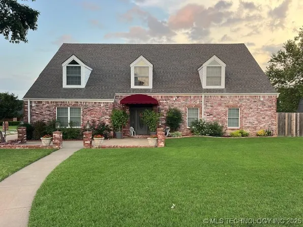 6700 SE Quail Ridge Rd, Bartlesville, OK 74006