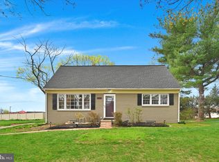 608 Enfield Dr, Lancaster, PA 17601