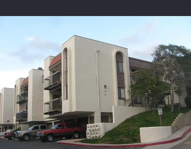 1925 Via Las Palmas — Photo 3