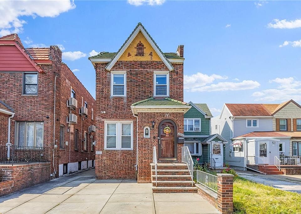 1st image of 2022 E 38th St