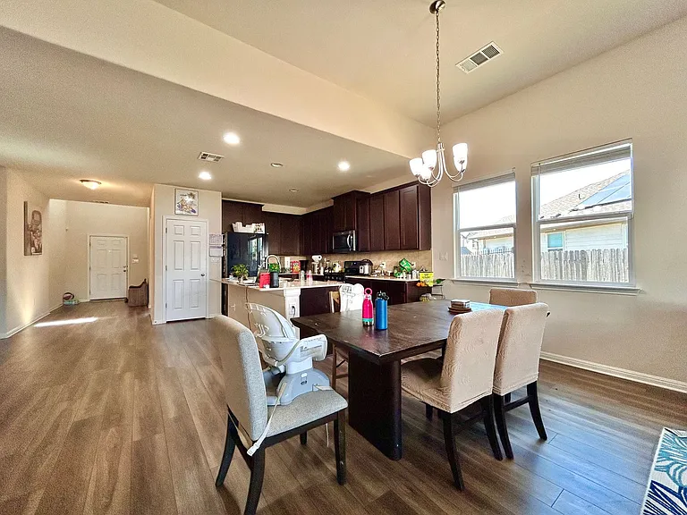 445 Arrowhead Vine St — Photo 11