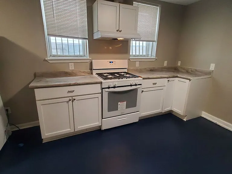 2161-2163 S. 16th St. (Duplex) — Photo 11