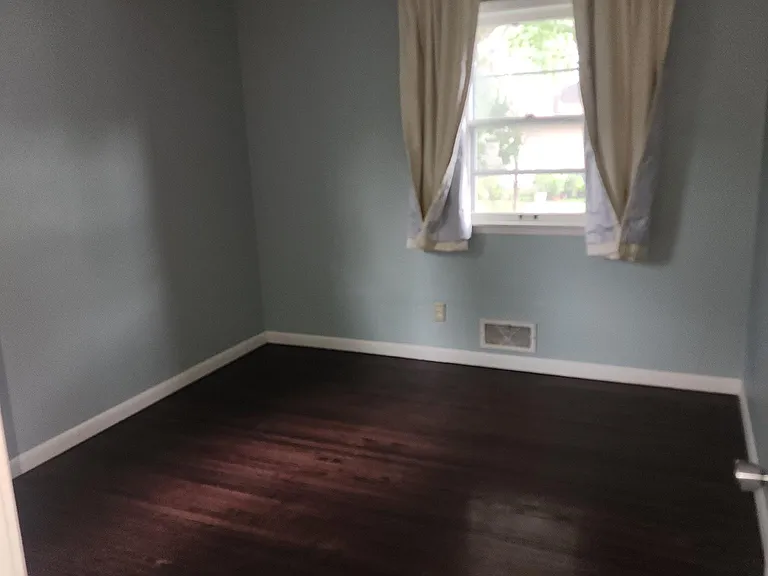 1400 Arlington Ave E #1 — Photo 5