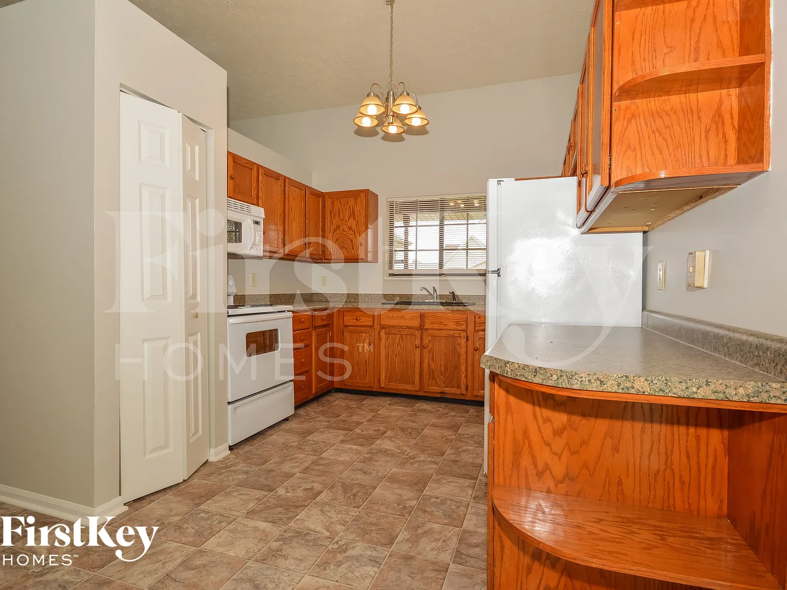 3 bed, 2.5 bath, 1496 sqft, $2,085 — Photo 4