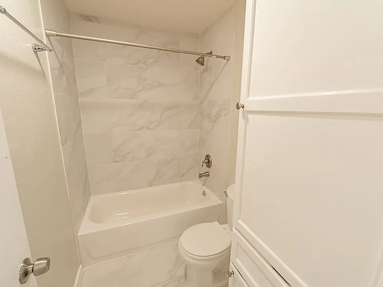 6819 Greycloud Dr — Photo 17