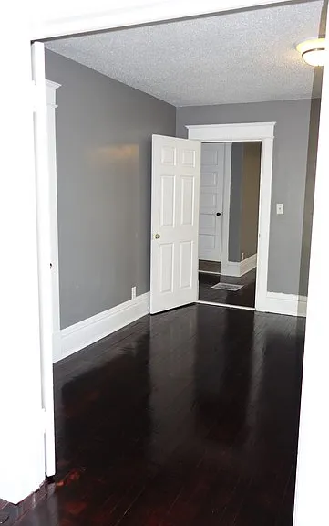 90 Winifred St W — Photo 16