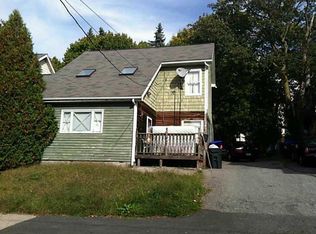 19 Knowles St, Providence, RI 02906