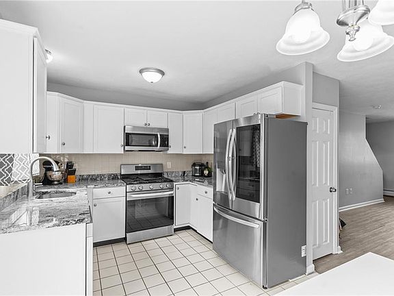 4th image of 53 Columbus Ave APT 103
