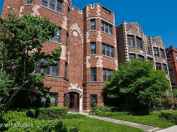 2nd image of 504 S Austin Blvd APT 2