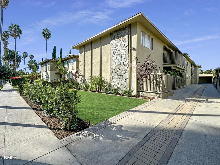 605 N Los Robles Ave #4 — Photo 13