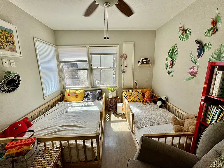 2151 Golden Ave — Photo 5