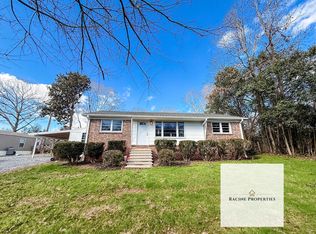 543 Owen Dr, Spartanburg, SC 29303