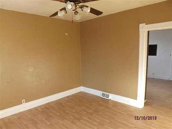 2nd image of 216 E Barker Ave