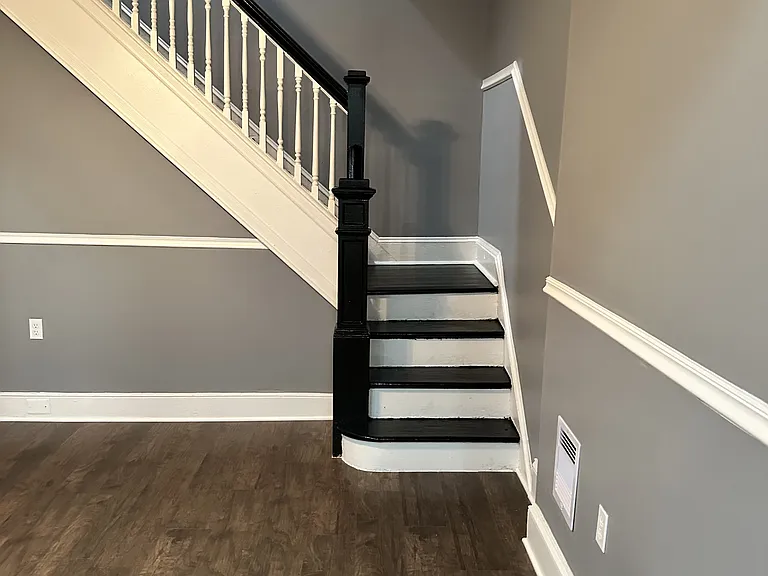 2204 Clifton Ave #1 — Photo 5