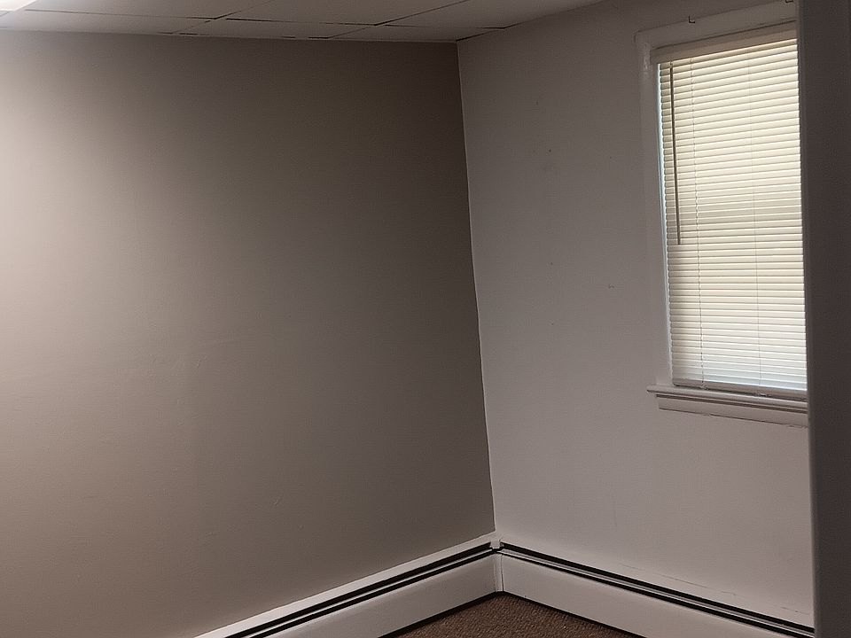 2nd image of 47 Willow Ave #B