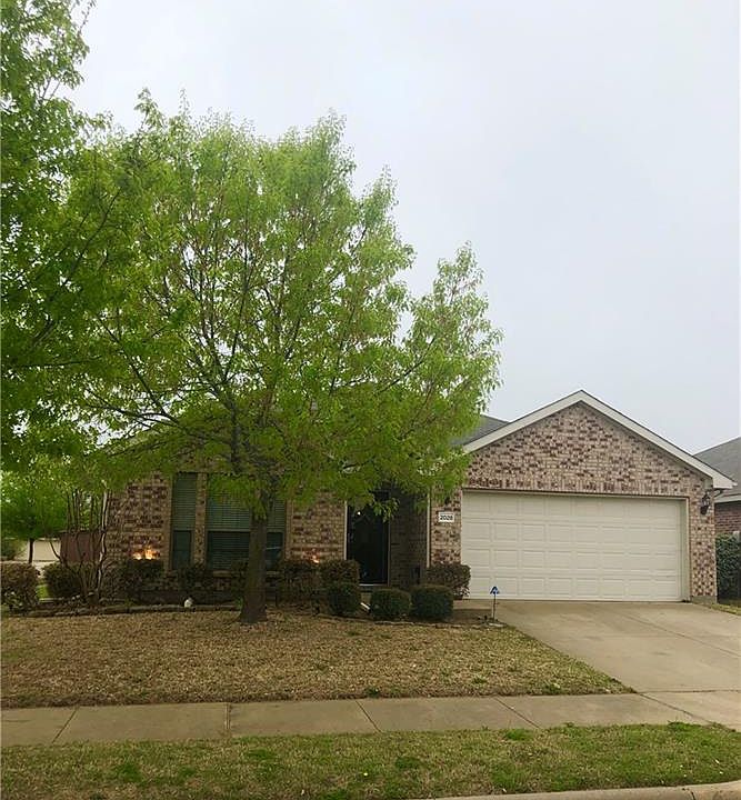 1st image of 2028 Kingsbridge Dr