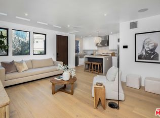 1169 Palms Blvd, Venice, CA 90291